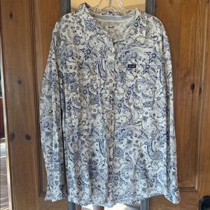 Wrangler Blue and White Paisley Button Down Shirt
